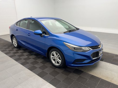 Used 2017 Chevrolet Cruze LT w/ Convenience Package image 7