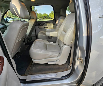 Used 2013 Chevrolet Suburban LTZ image 14
