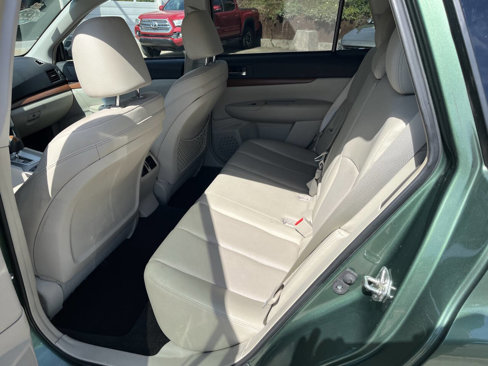 Used 2014 Subaru Outback 2.5i Limited image 8