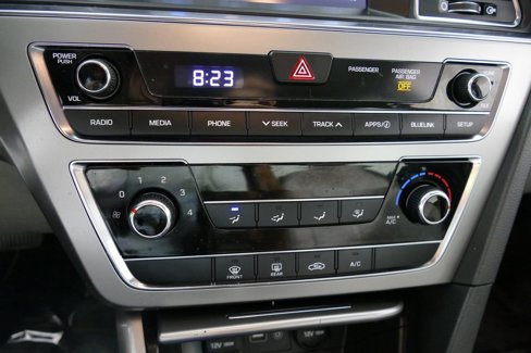 Used 2017 Hyundai Sonata SE image 18