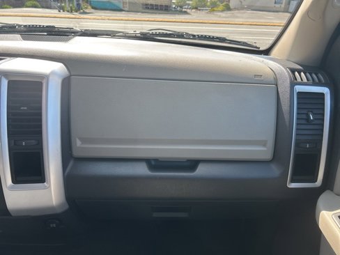 Used 2012 RAM 1500 Classic SLT image 11