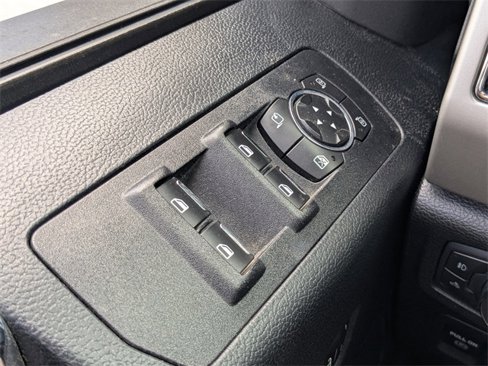 Used 2020 Ford F150 Lariat image 22