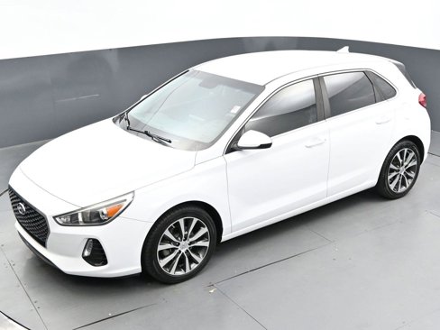Used 2018 Hyundai Elantra GT image 62