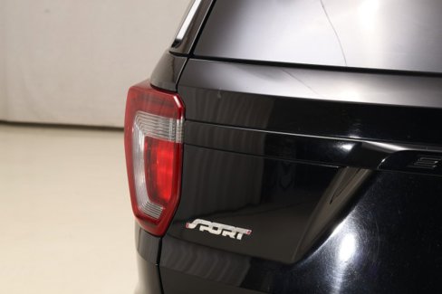Used 2016 Ford Explorer Sport w/ Equipment Group 401A image 21