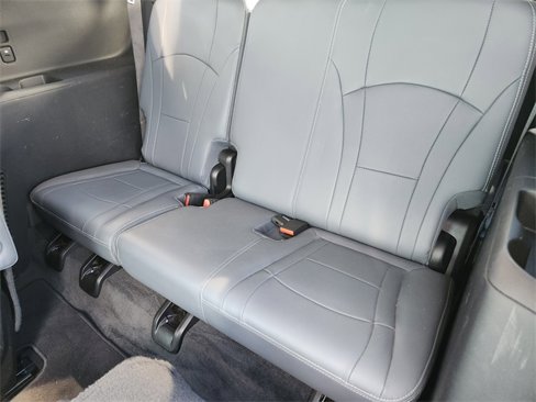 Used 2020 Buick Enclave Essence w/ Sound and Sites Package image 29