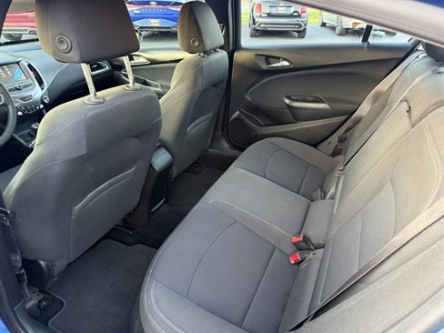 Used 2016 Chevrolet Cruze LT w/ Convenience Package image 32