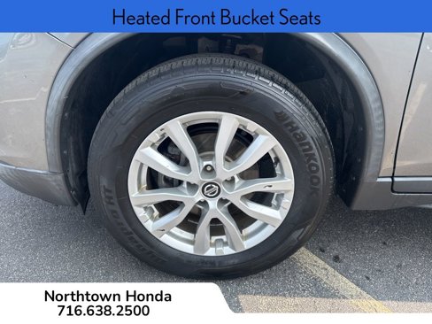 Used 2019 Nissan Rogue SV image 11