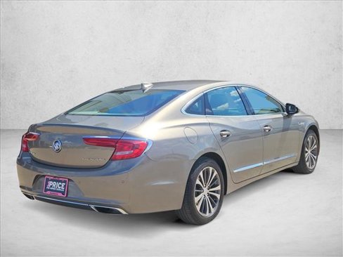 Used 2017 Buick LaCrosse Preferred image 5
