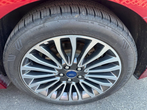 Used 2017 Ford Fusion Titanium image 16