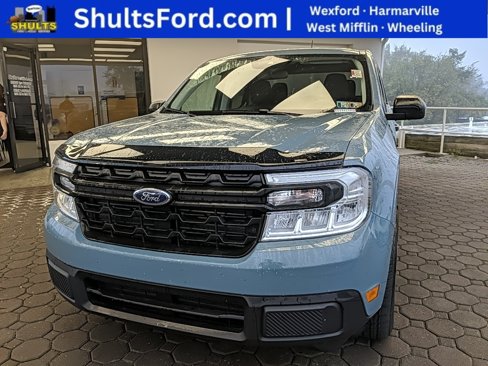 Used 2022 Ford Maverick XL image 1