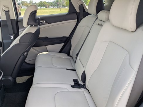 Used 2024 Kia Sportage EX image 14