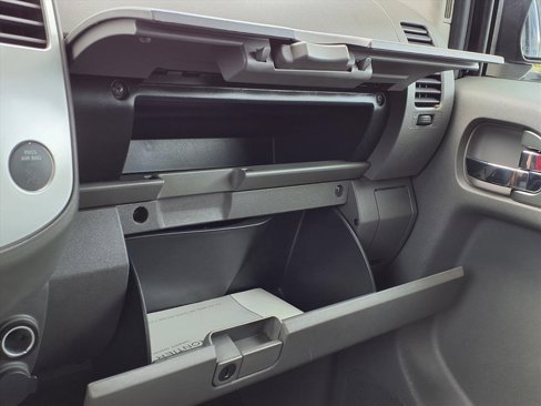 Used 2015 Nissan Frontier Desert Runner image 31