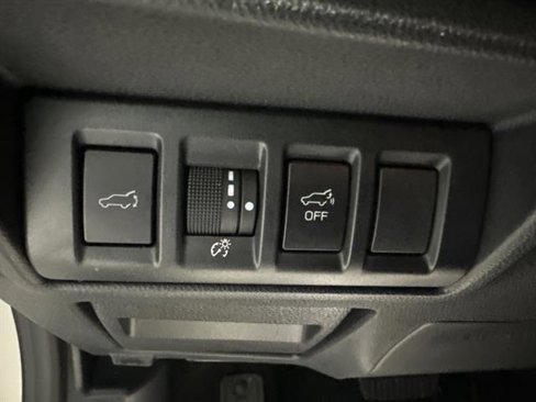 Used 2020 Subaru Outback Premium image 30