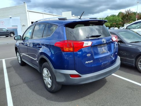 Used 2014 Toyota RAV4 LE image 4