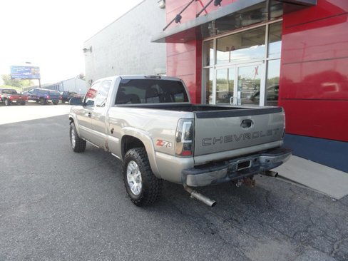 Used 2003 Chevrolet Silverado 1500 LS w/ Off-Road Package image 3