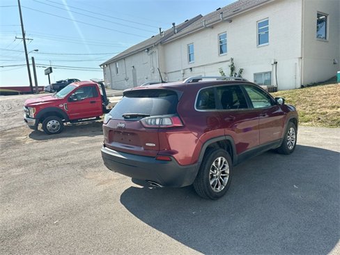 Used 2019 Jeep Cherokee Latitude Plus w/ Comfort/Convenience Group image 29