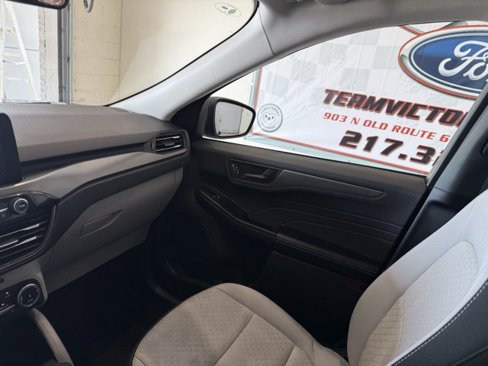 Used 2024 Ford Escape Active w/ Cold Weather Package image 21