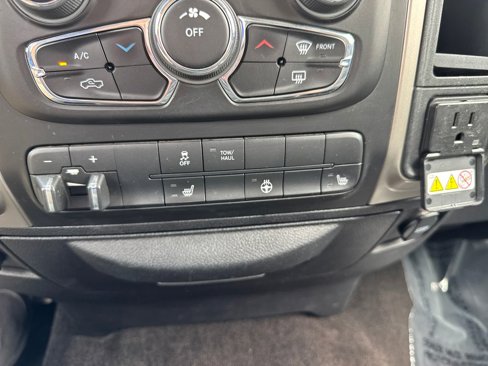 Used 2014 RAM 1500 Big Horn image 25