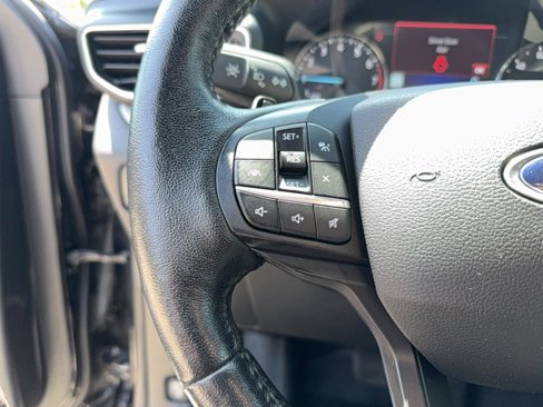 Used 2020 Ford Explorer XLT w/ Equipment Group 202A image 17