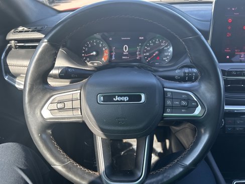 Used 2022 Jeep Compass Limited image 23