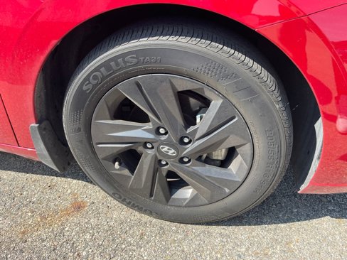 Used 2023 Hyundai Elantra SEL image 7