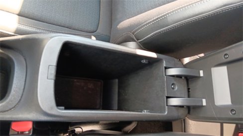 Used 2020 Buick Encore GX Select image 24