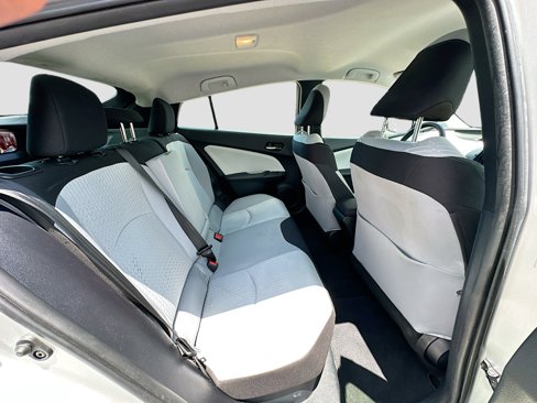Used 2018 Toyota Prius Four image 24