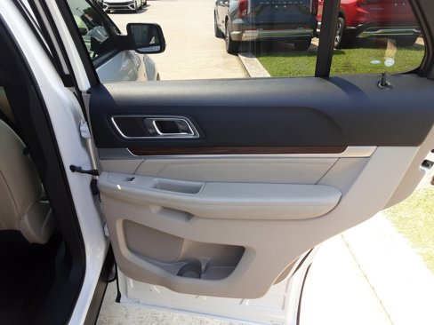 Used 2018 Ford Explorer Limited w/ Equipment Group 301A image 13
