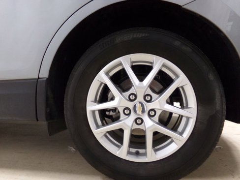 Used 2023 Chevrolet Equinox LT w/ Driver Convenience Package image 31