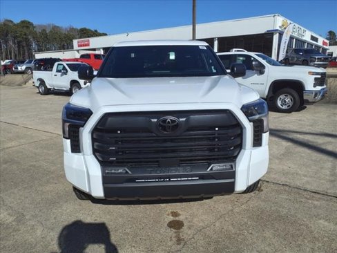 New 2025 Toyota Tundra SR5 image 9