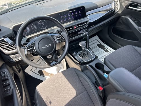 Used 2024 Kia Seltos S image 30