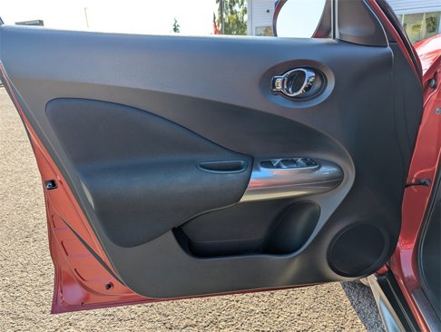 Used 2012 Nissan Juke SV w/ Sport Pkg image 10