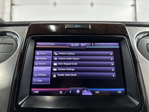 Used 2013 Ford F150 Platinum image 29