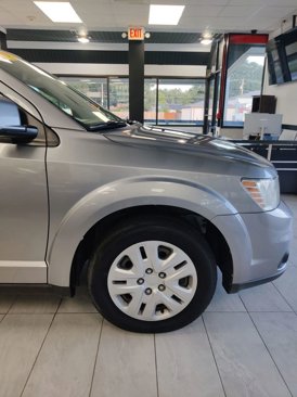 Used 2019 Dodge Journey SE w/ Connectivity Group image 8
