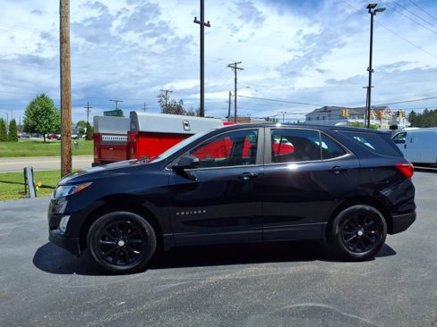 Used 2020 Chevrolet Equinox LS image 2