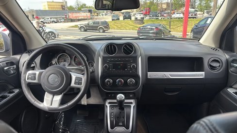 Used 2016 Jeep Compass High Altitude image 30