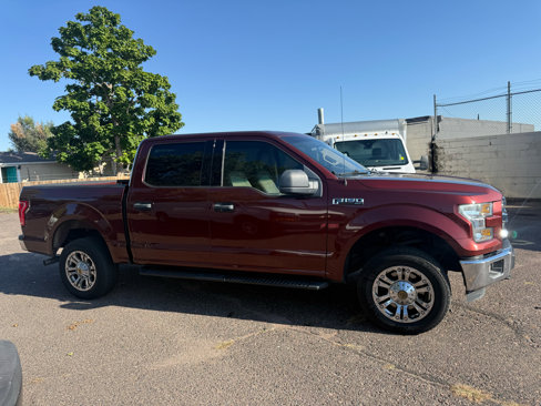 Used 2015 Ford F150 XLT image 1