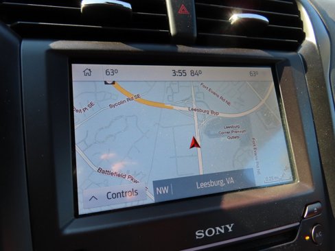 Used 2020 Ford Fusion Energi Titanium image 25