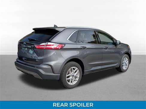 Used 2022 Ford Edge SEL w/ Convenience Package image 3