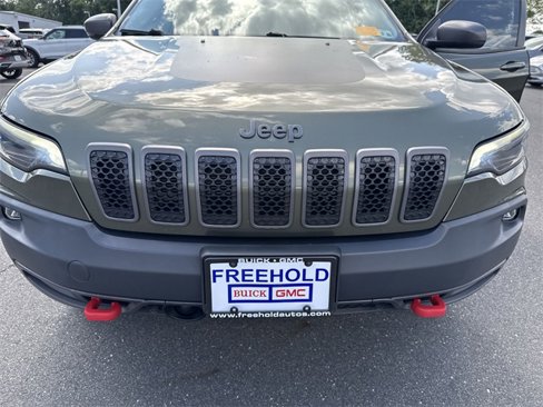 Used 2021 Jeep Cherokee Trailhawk image 30