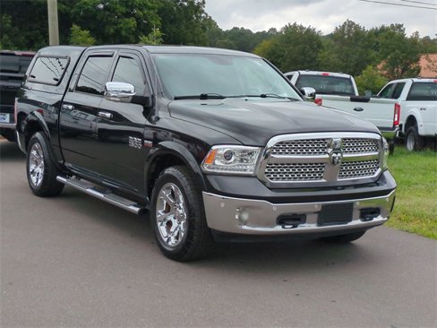 Used 2015 RAM 1500 Laramie w/ Convenience Group image 15
