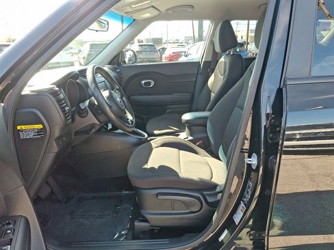 Used 2019 Kia Soul image 14