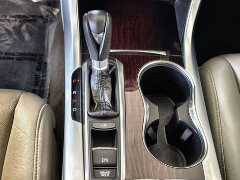 Used 2015 Acura TLX image 21