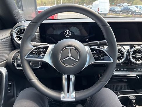 Used 2025 Mercedes-Benz CLA 250 4MATIC image 38