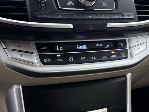 Used 2013 Honda Accord LX image 18
