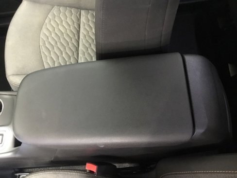 Used 2020 Chevrolet Equinox LT w/ Driver Convenience Package image 35