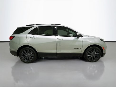 Used 2024 Chevrolet Equinox RS w/ RS Leather Package image 8