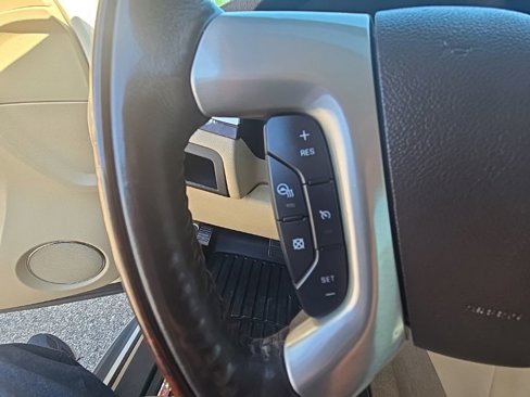 Used 2012 Cadillac Escalade ESV Luxury image 17