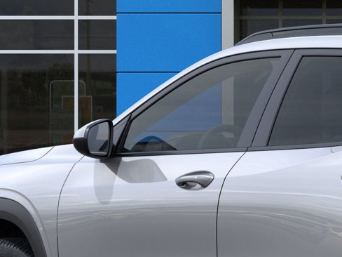 New 2025 Chevrolet Trax LT w/ Sunroof Package image 12