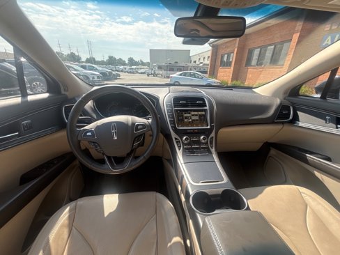 Used 2017 Lincoln MKX Reserve w/ Lincoln MKX Climate Package image 26
